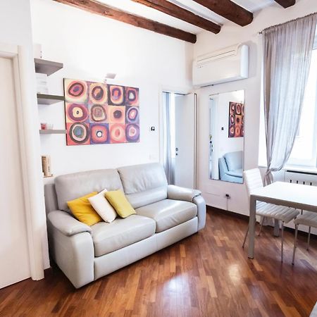 Cosy And Bright Flat In The Heart Of Porta Venezia Lejlighed Milano Eksteriør billede